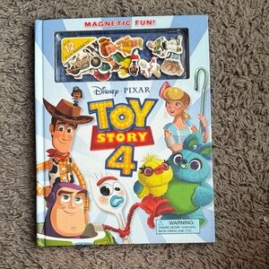 Toy Story 4 Magnetic Activity Book